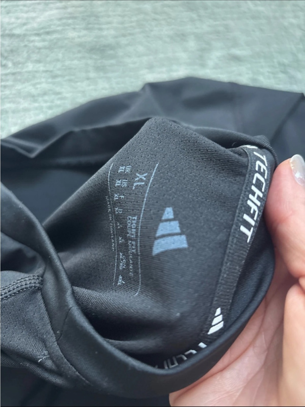 Adidas Black Techfit Short Sleeve Performance Shirt - Picture 4 of 4